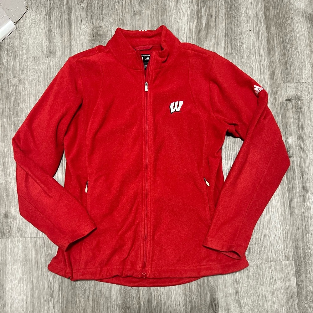 Adidas Women’s Red Fleece Jacket w/ Wisconsin Badgers Logo,‎ size S
